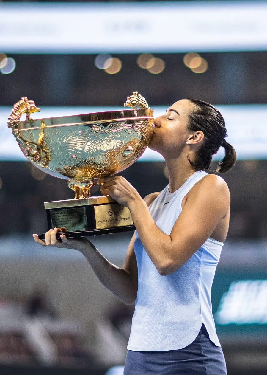 PG电子官方-卢森堡女子举重选手刷新世界纪录
