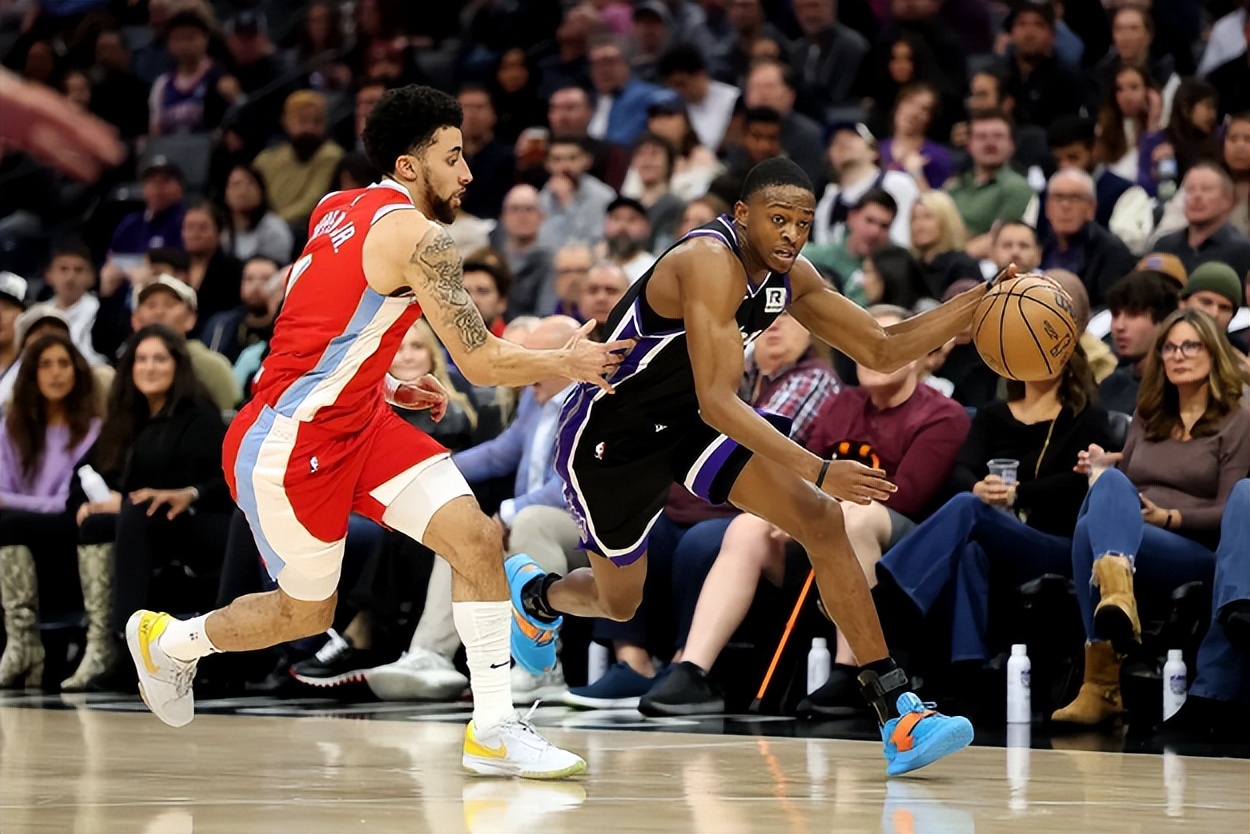 灰熊主场胜黄蜂，康利分最终久攻久攻的简单介绍