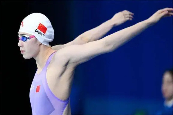 中国队完胜法国队，黄鸭组合关键制胜