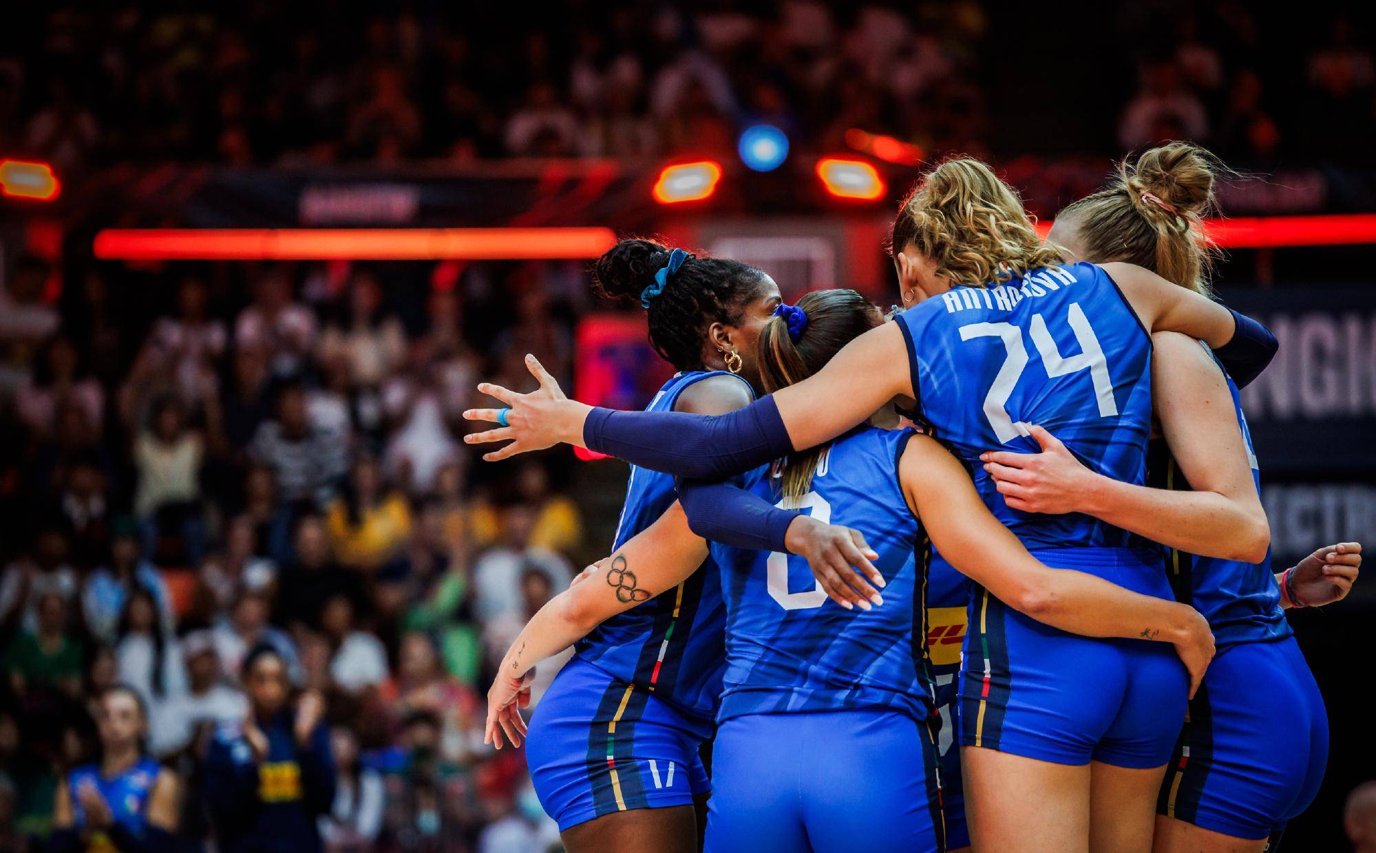 PG中国登录入口-美国女子排球队横扫对手，晋级半决赛