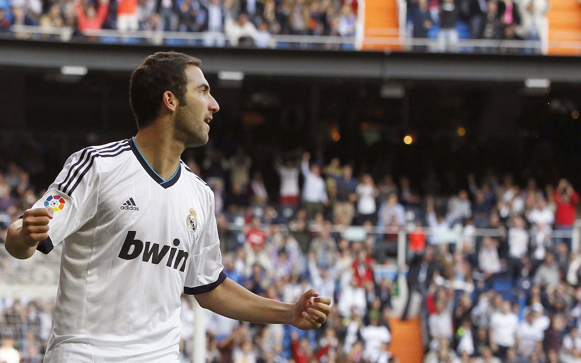 PG电子线上登入-南非之巅，迪巴拉一剑封喉，西班牙王朝加冕终极之战